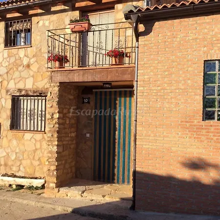 Rusticos Apartment *